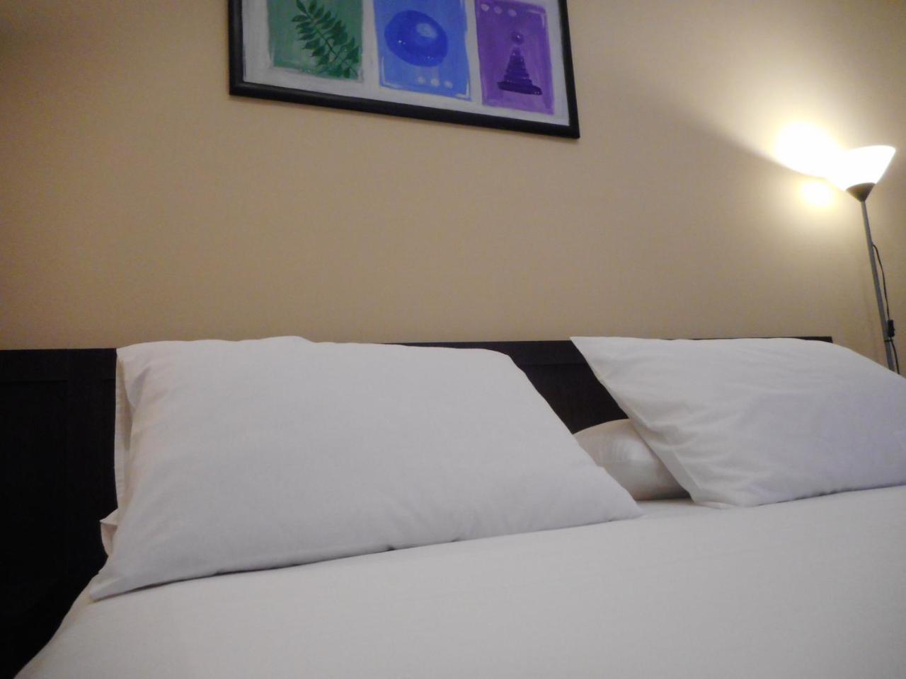 Hotel Holiday Victoria วิกตอเรีย ภายนอก รูปภาพ